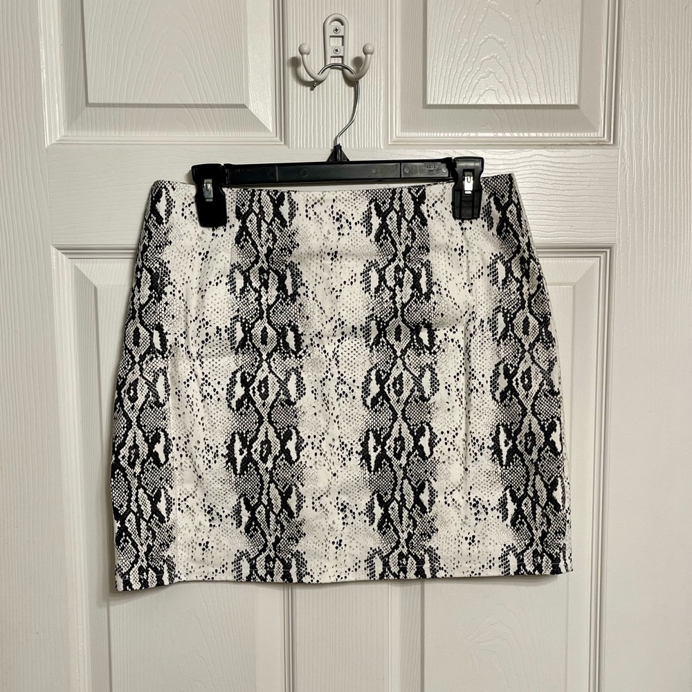 Snakeskin Print Skirt